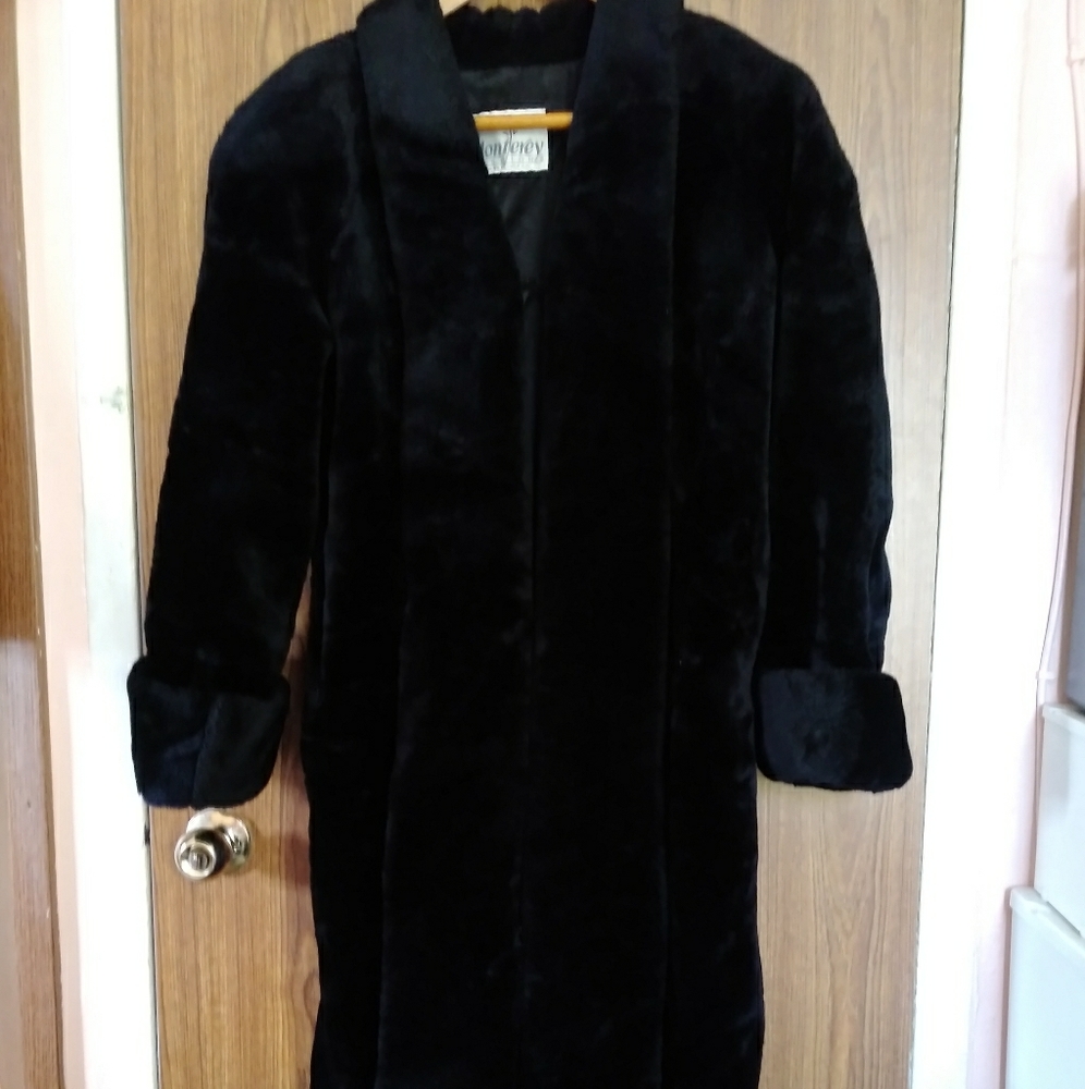 Full Length Black Faux Fur Coat Size Medium  EUC